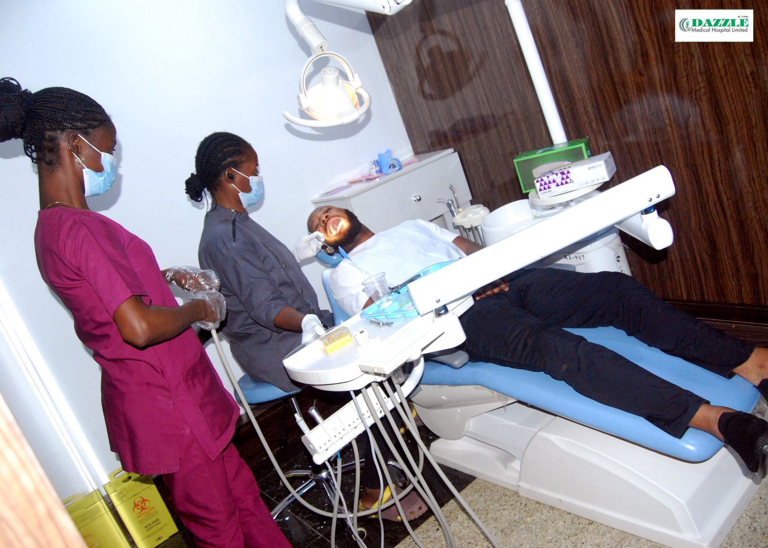 Dental implant consultation room at Dazzle Dental